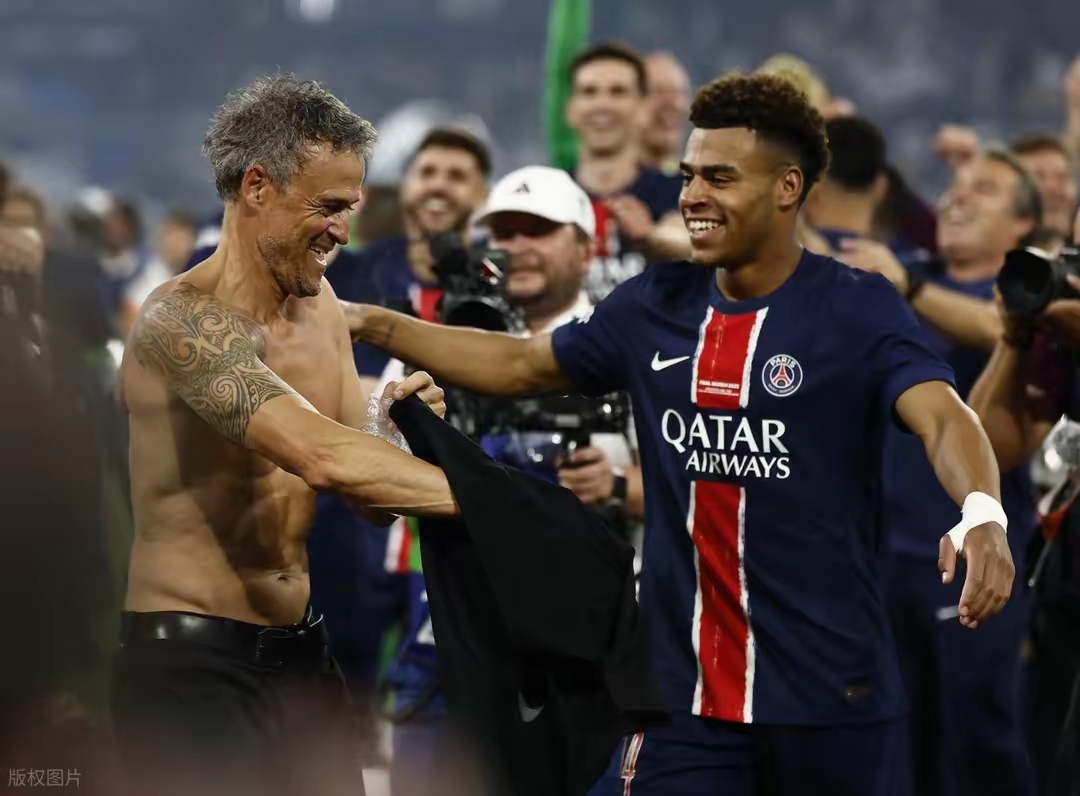 九游体育-包含法甲赛程吃紧，里尔集结日战术微调，球迷炸锅，身体对抗强度拉满的词条-九游体育